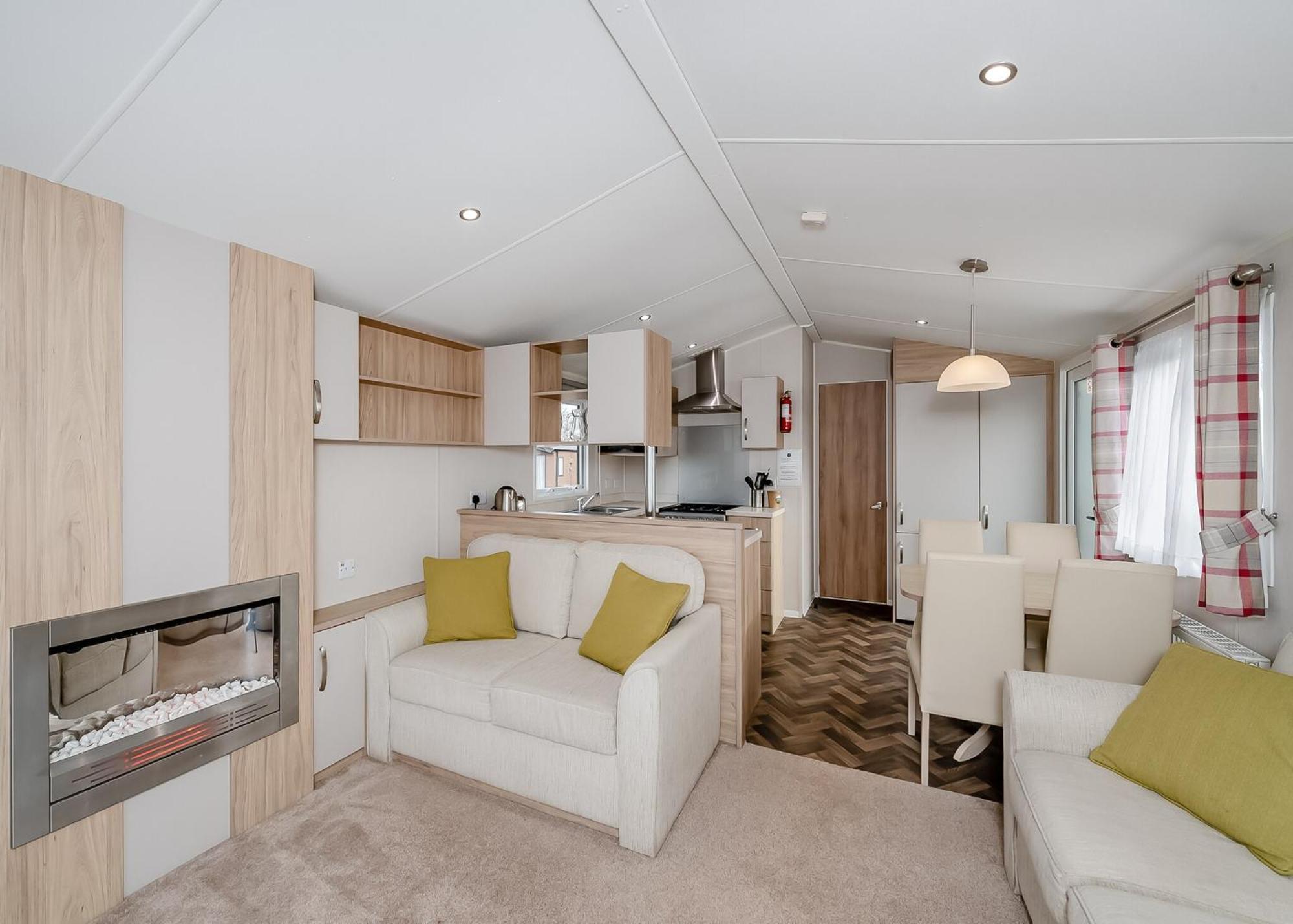 Castle Brake Holiday Park Woodbury Room photo